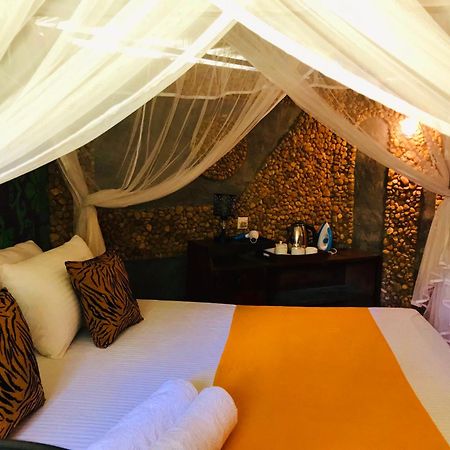 Atha Safari Resort & Riverside Camping اوداوالاوي المظهر الخارجي الصورة