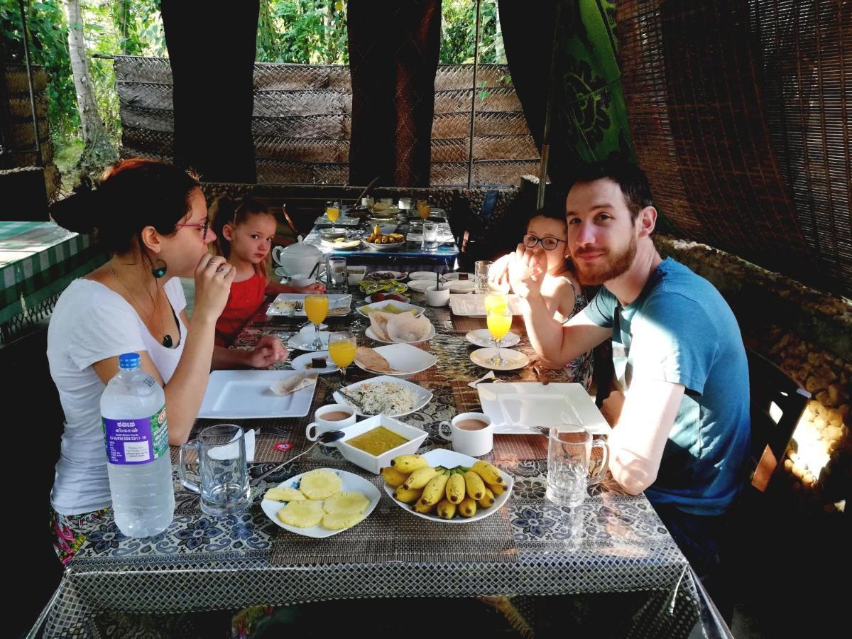 Atha Safari Resort & Riverside Camping اوداوالاوي المظهر الخارجي الصورة